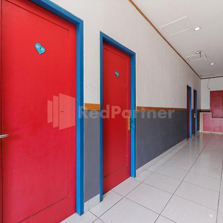 Ian Hotel Jaksa Mitra Reddoorz Jakarta Eksteriør bilde
