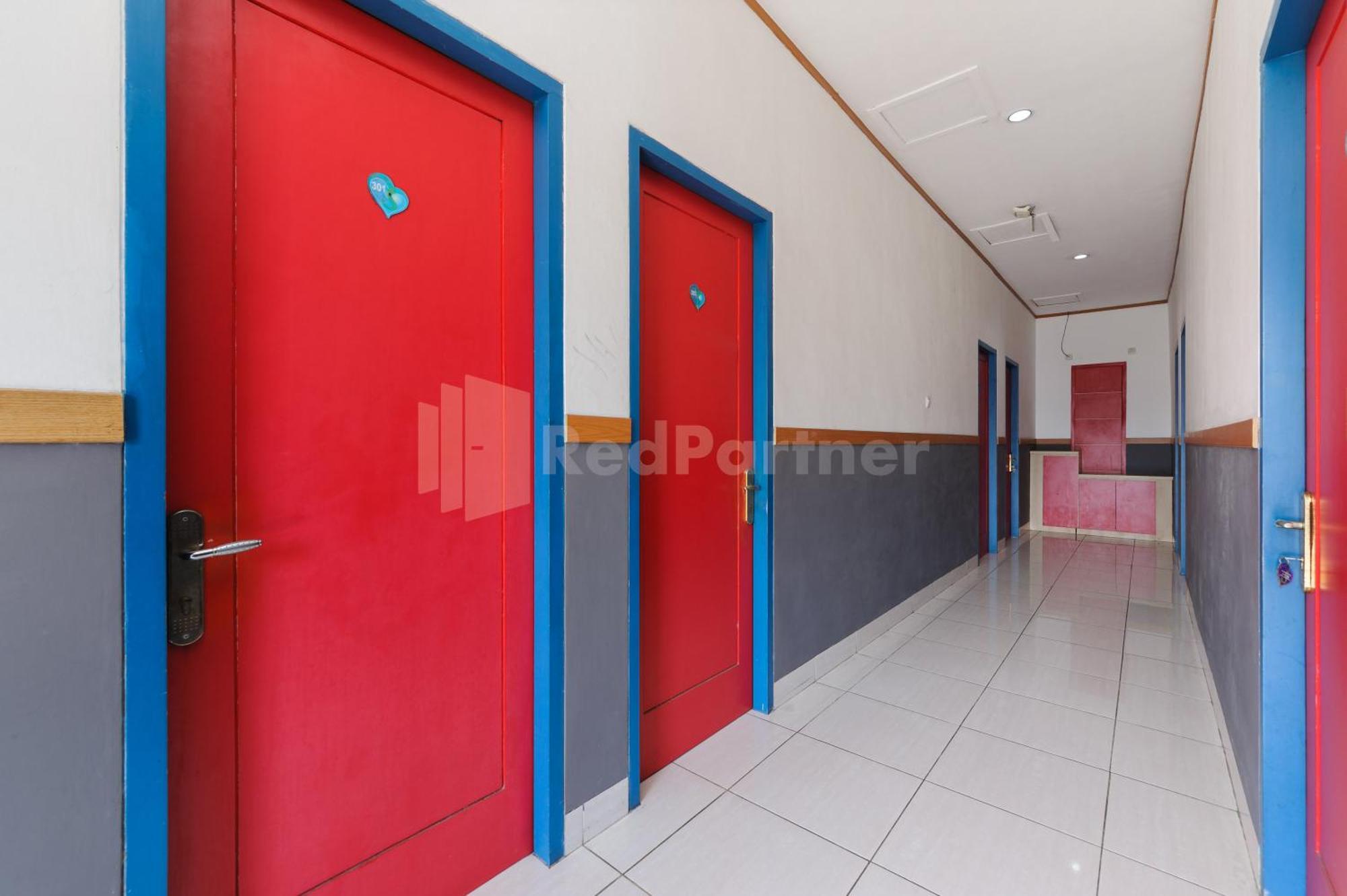 Ian Hotel Jaksa Mitra Reddoorz Jakarta Eksteriør bilde