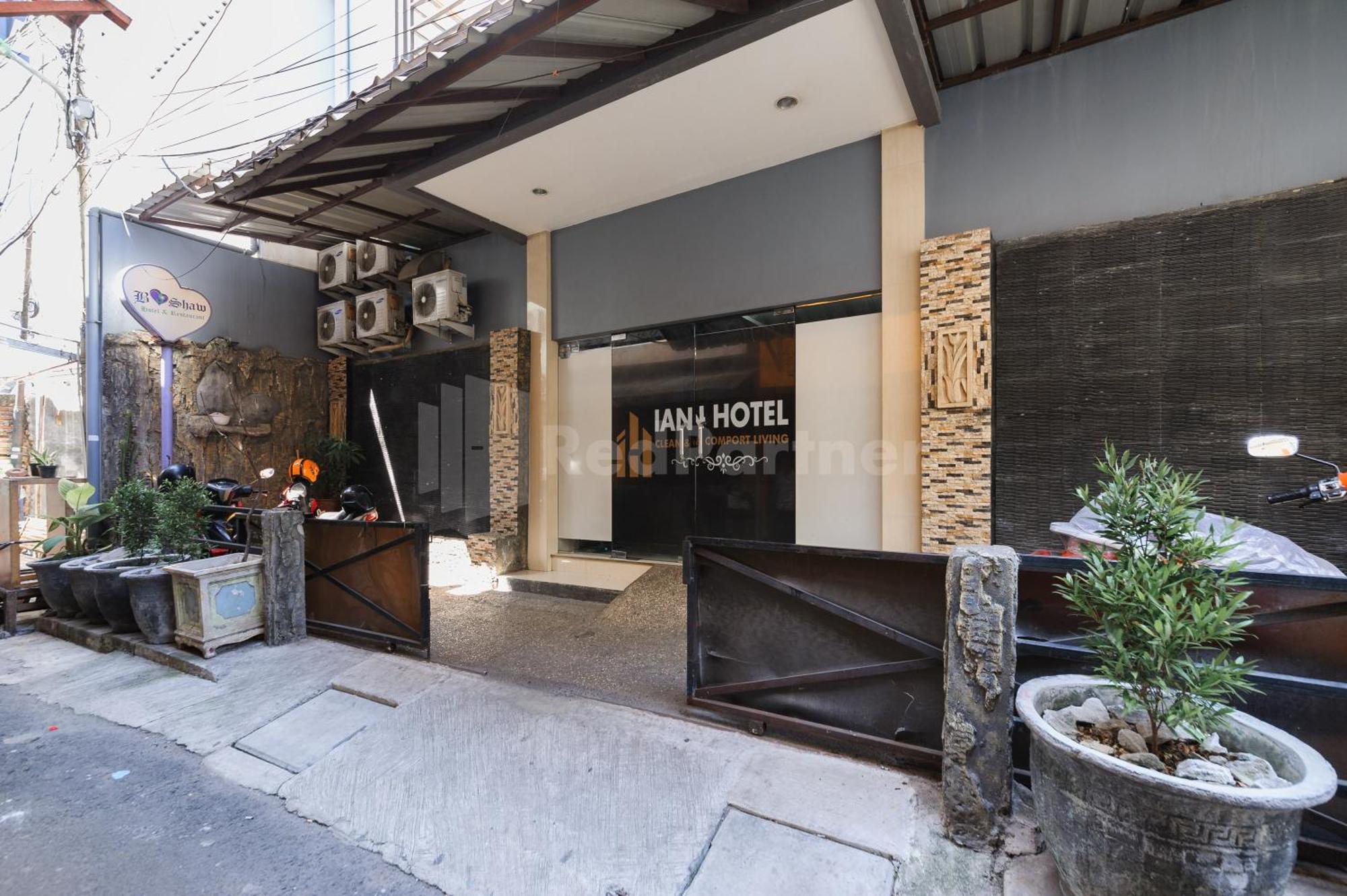 Ian Hotel Jaksa Mitra Reddoorz Jakarta Eksteriør bilde